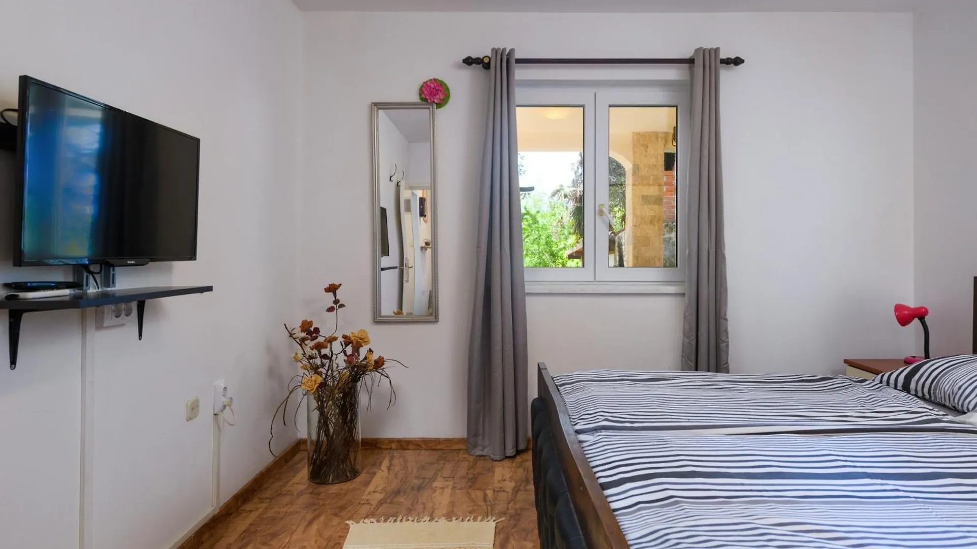 Holiday home Wunderschoenes Ferienhaus In Pomer Mit Garten Pula Croatia